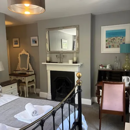 Holbein House Bed & Breakfast Penzance
