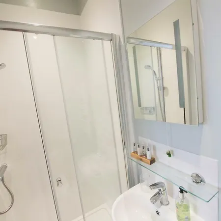 Bed & Breakfast Holbein House 3*
